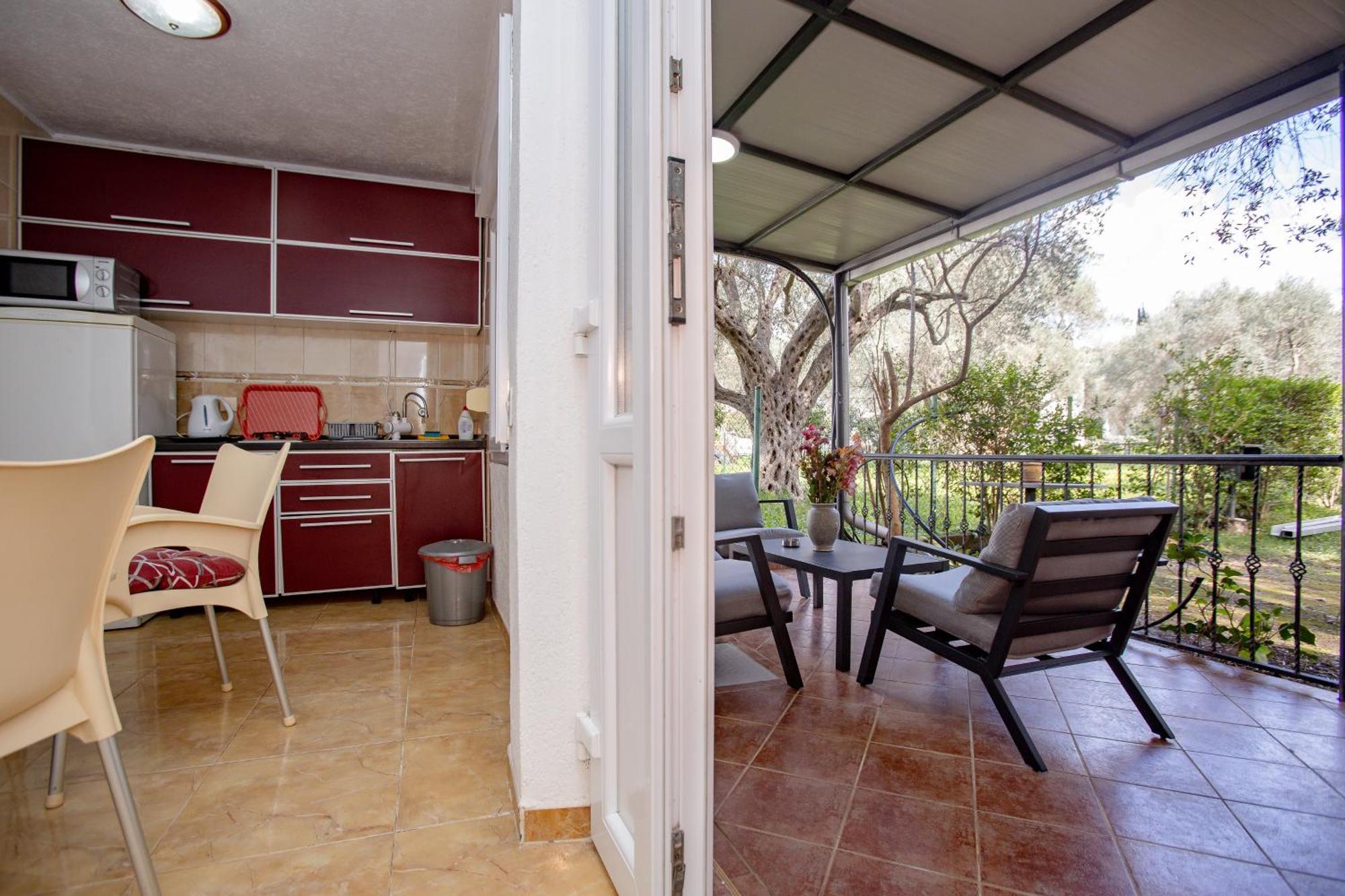 Apartments Oliva Utjeha Εξωτερικό φωτογραφία