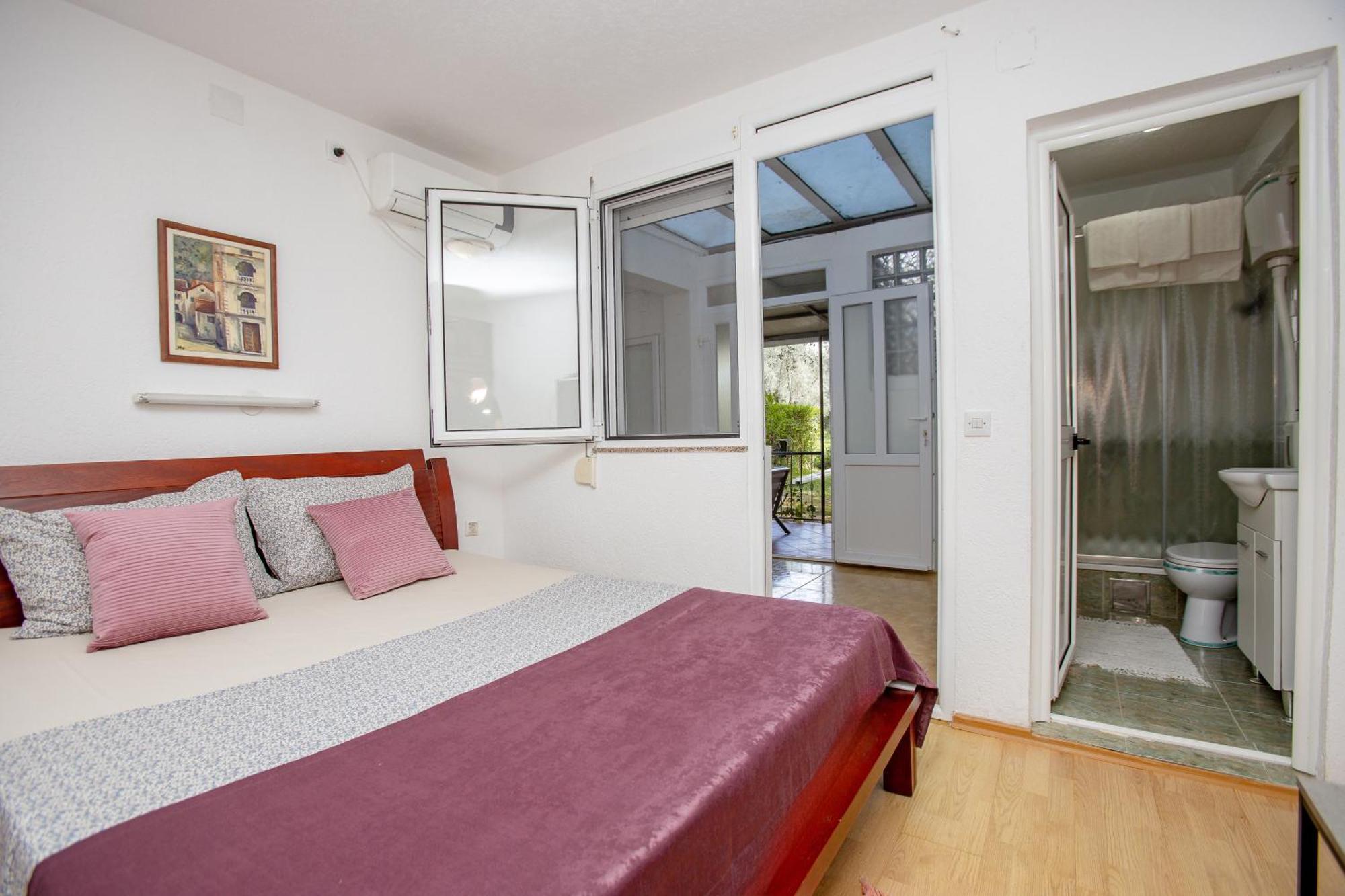 Apartments Oliva Utjeha Εξωτερικό φωτογραφία