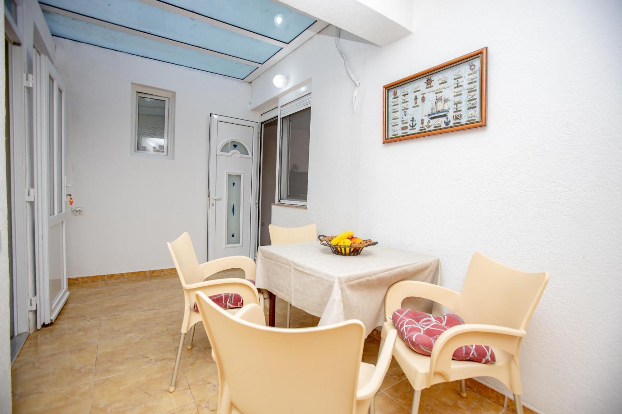Apartments Oliva Utjeha Εξωτερικό φωτογραφία