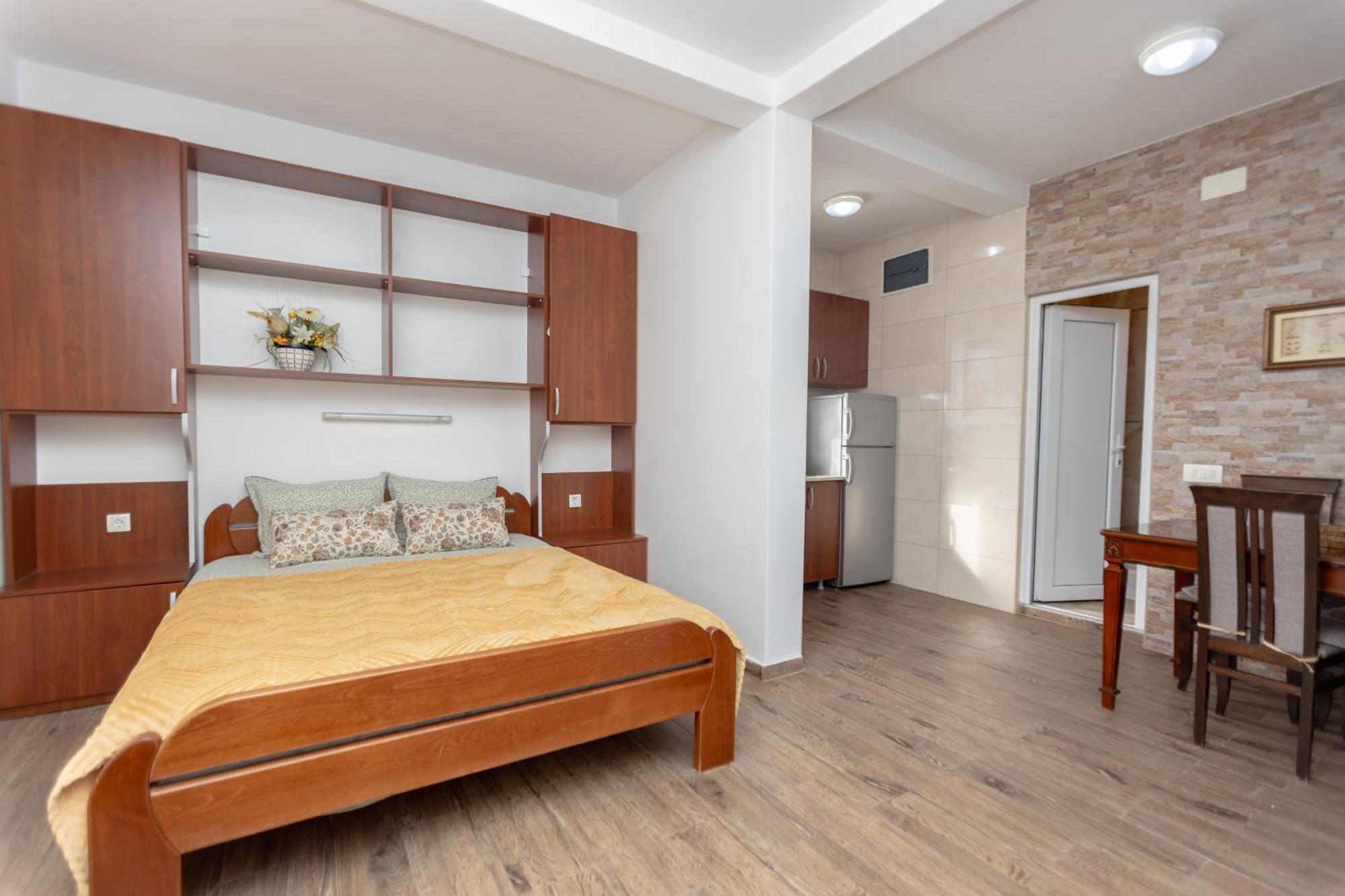 Apartments Oliva Utjeha Εξωτερικό φωτογραφία