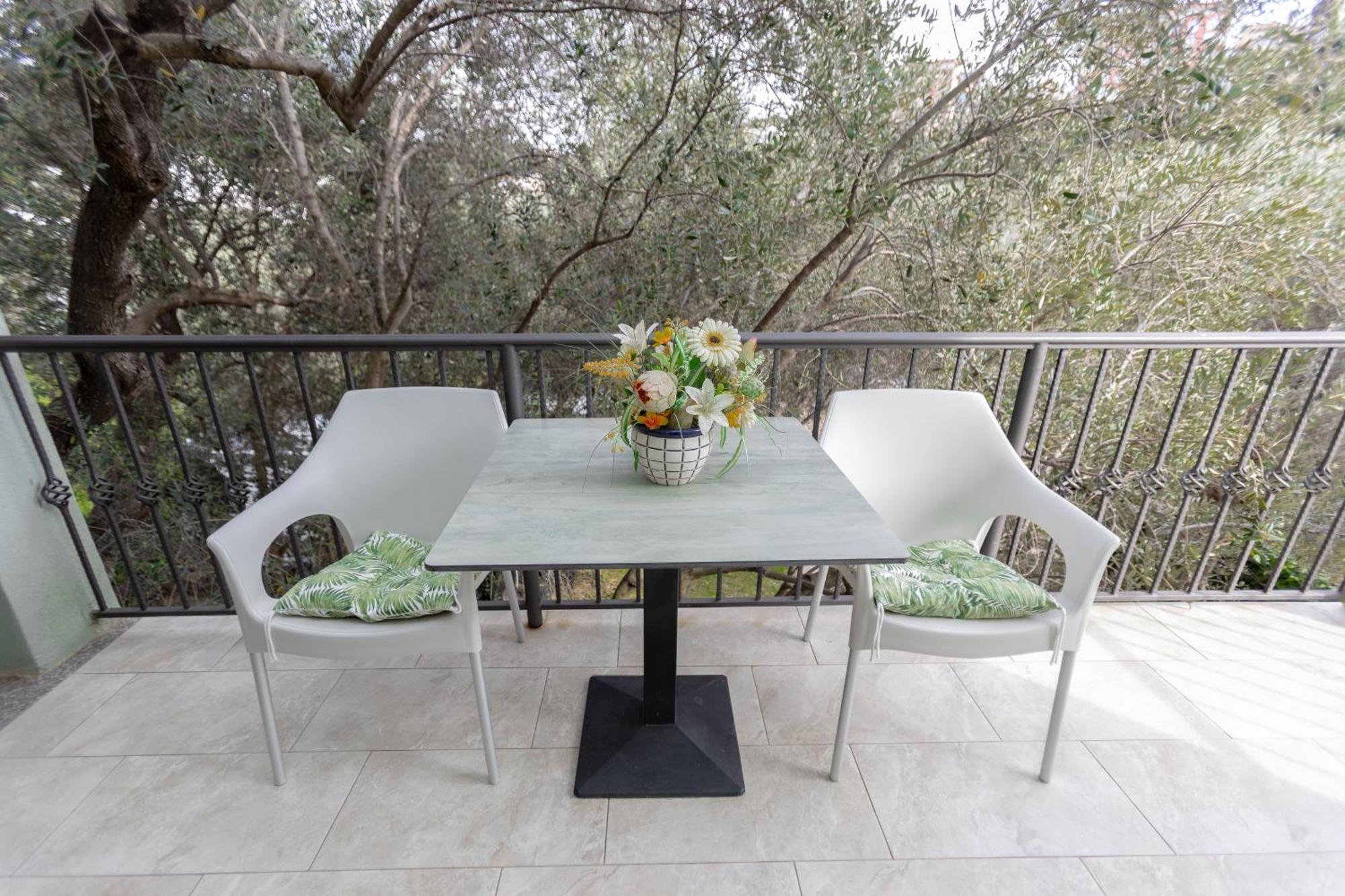 Apartments Oliva Utjeha Εξωτερικό φωτογραφία