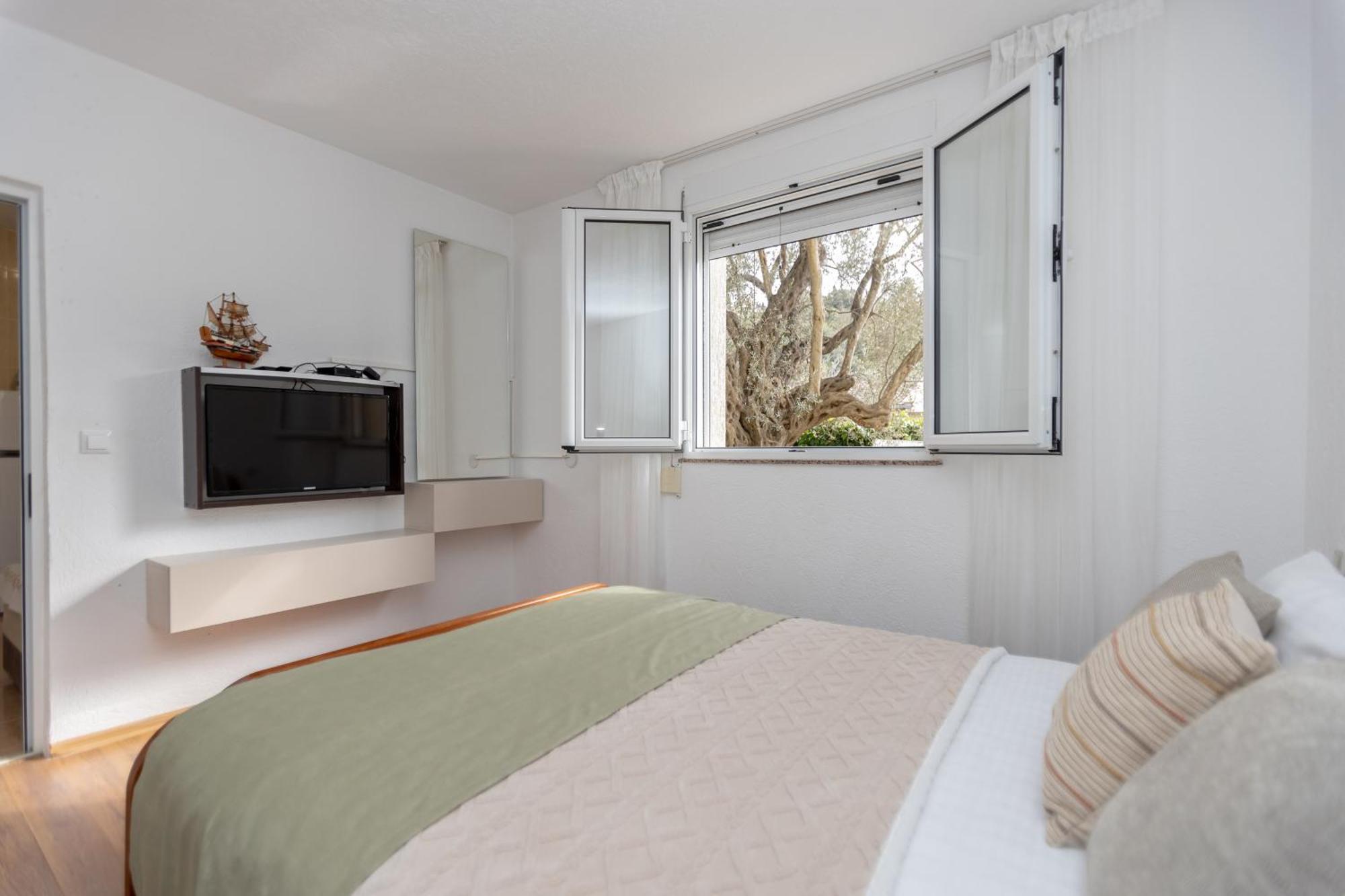 Apartments Oliva Utjeha Εξωτερικό φωτογραφία